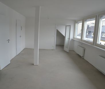 Stadt-Dachgeschosswohnung! - Photo 3