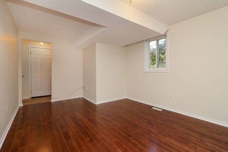 For Lease - 7155 Magistrate Terrace Unit# 131, Mississauga, Ontario - Photo 3