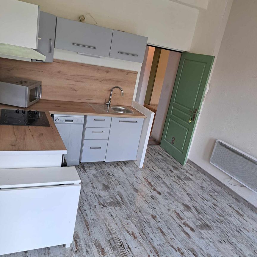 Location Appartement 2 pièces 36m² NIMES 30000 - Photo 1