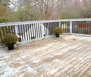 For Lease - 338 Homestead Court, Oshawa, Ontario - Photo 2