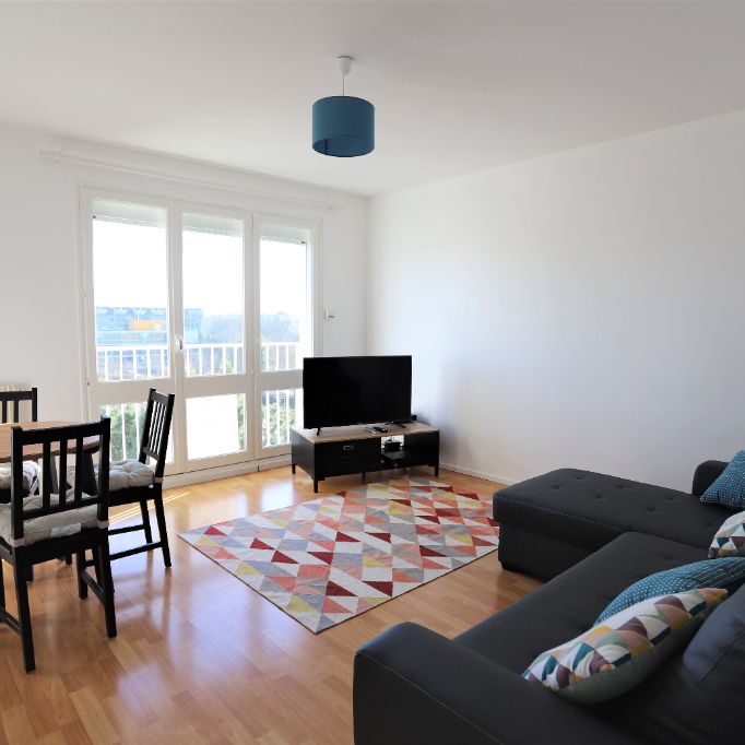 Location Appartement 4 pièces 74m² - Photo 1