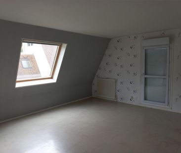 Appartement T3 dans petite résidence calme dans un cadre verdoyant à C - Photo 4