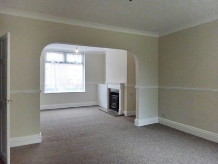 Regent Street, Kettering - Photo 2