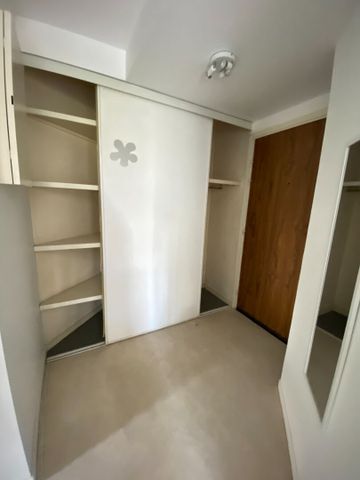 Location Appartement 1 pièce 33m² - Photo 4