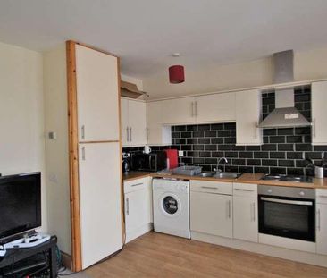 High Street, BS15 - Photo 5