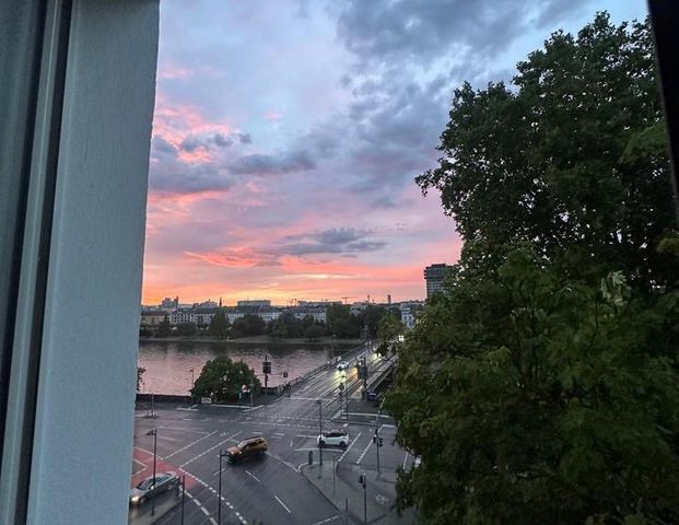 2 Zimmer-Wohnung ( 50m2) mit Balkon und Aufzug- ab sofort ver - Foto 1