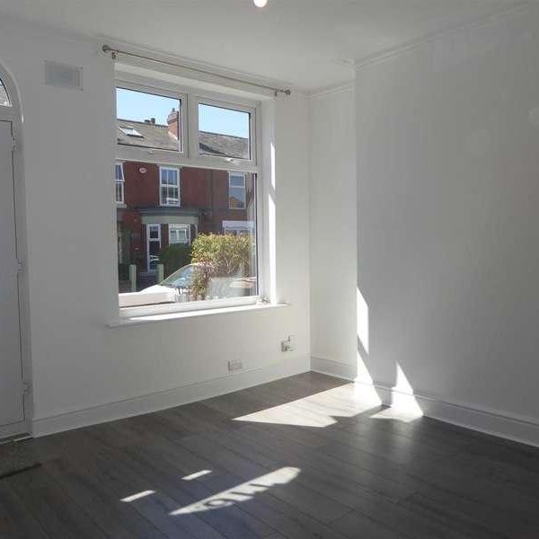 Old Chapel Street, Stockport, SK3 - Photo 1