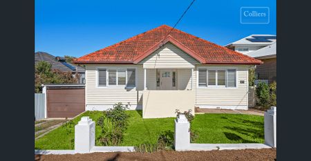Charming Coastal Home with Modern Features & Separate Retreat - Photo 4