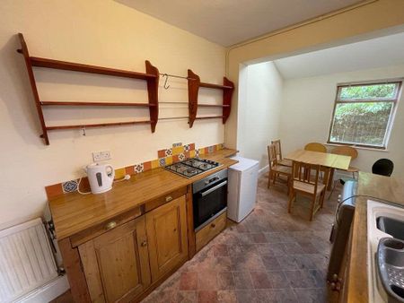 3 bedroom terraced house to rent - Photo 5