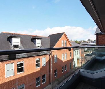 2 bedroom apartment to rent - Photo 2