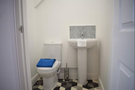 2 bedroom townhouse to rent - Photo 5