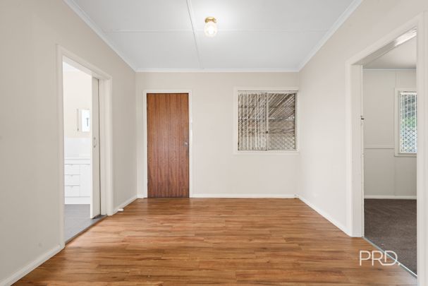 70 East St, North Wagga Wagga NSW 2650 - Photo 1