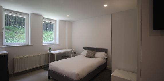 Flat 85, Samara Plaza, LS2 9DU, Leeds - Photo 2