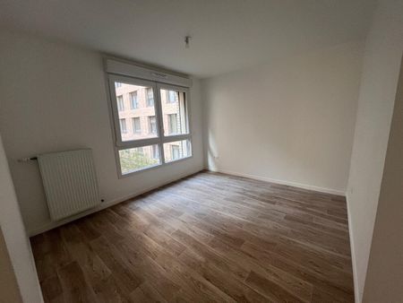 location Appartement T3 DE 69.9m² À BOBIGNY - Photo 5