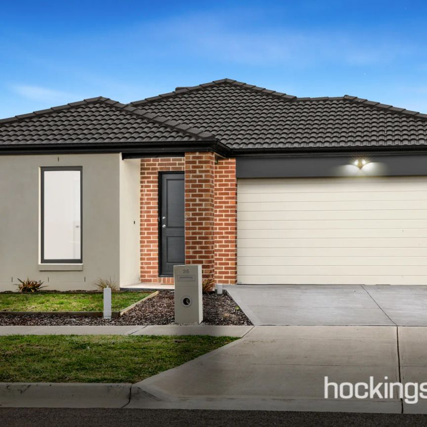 26 Batman Crescent, Wallan. - Photo 1