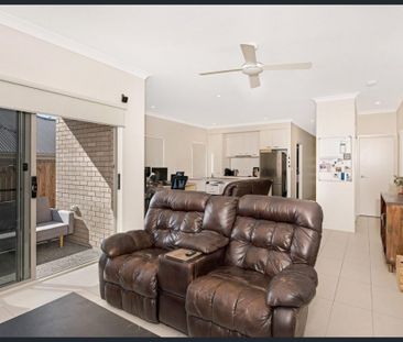 Charming and Spacious House for Rent in the Desirable Browns Plains... - Photo 1
