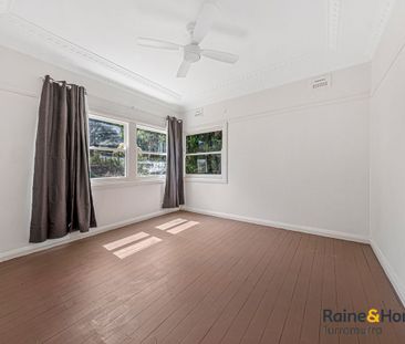 3-Bedroom Home Located in the heart of Hornsby - Photo 5