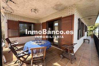 Luxury Villa for rent in Chiva, Spain