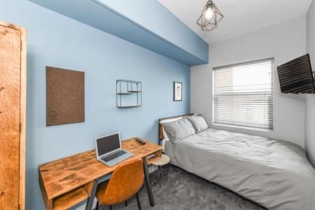 (11-bed) Waverley Street, Arboretum, Nottingham, NG7 - Photo 2