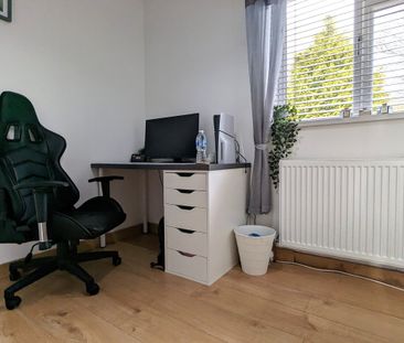 Pendre Crescent, Llanharan, PONTYCLUN - Photo 3