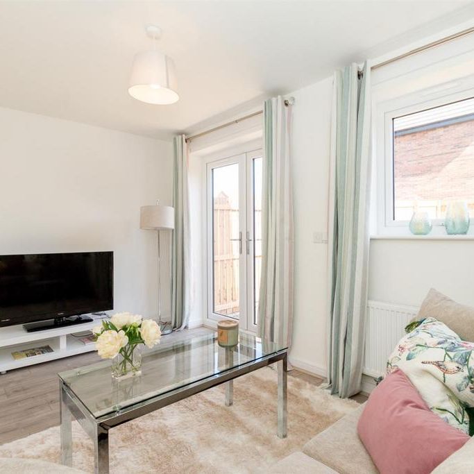 2 bedroom terraced house to rent - Photo 1
