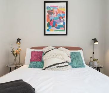 1 Bed Flat, Springfield Road, BN1 - Photo 1