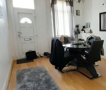 3 Bed Terraced House, Ingle Street, LE3 - Photo 3