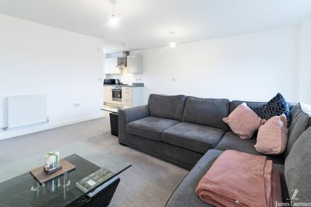 Shepherds Green Road, Shirley, Solihull, B90 - Photo 4