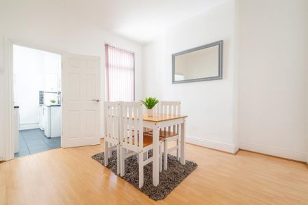 3 bedroom house to rent - Photo 2