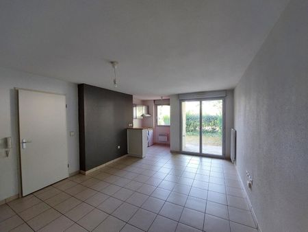location Appartement T2 DE 43.15m² À POITIERS - Photo 2