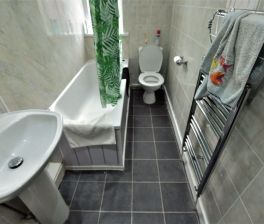 8 bedroom House in & Meadow View, Leeds - Photo 1