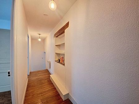 Location appartement 4 pièces 100.81 m² à Bourg-en-Bresse (01000) - Photo 4