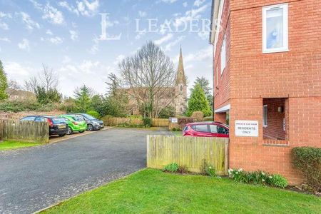 St Johns Court, St Johns Road, Burgess Hill, RH15 - Photo 2