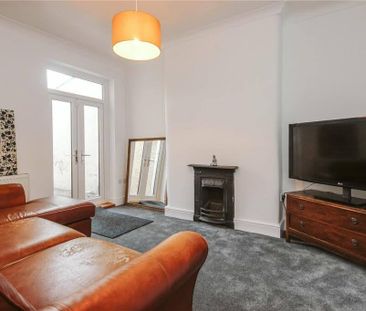 6 Bed Semi-Detached House, Cassell Road, BS16 - Photo 1