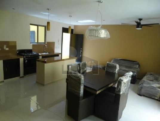 REF. 7913/771 - Casa en renta amueblada en el Centro de Mérida,Yucatán. - Photo 1