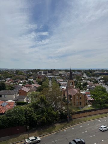 Hurstville - Photo 2