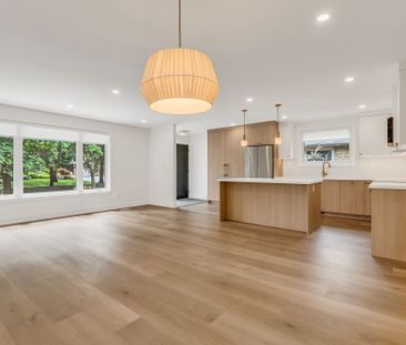 For Lease - 485 Anthony Drive, Oakville, Ontario - Photo 2