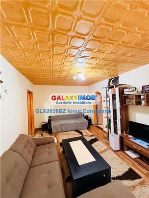 Inchiriere apartament 3 camere Zona Micro 3 - Fotografie 1