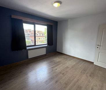 Appartement met 2 slaapkamers, terras en garagebox - Photo 4