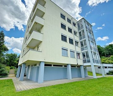 Moderne 3,5-Zimmerwohnung mit idyllischem, sonnigen Gartensitzplatz - Photo 1