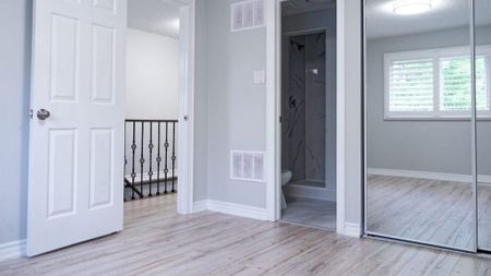 For Lease - 16 Normandy Place, Oakville, Ontario - Photo 5