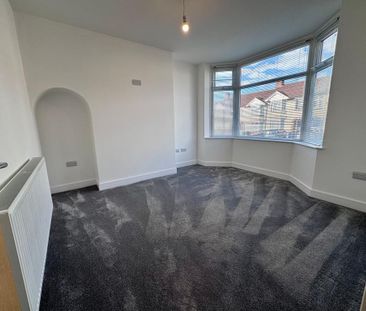3 bedroom terraced house to rent - Photo 3
