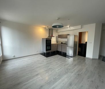 Location Appartement 2 pièces 44m² - Photo 2