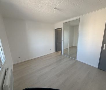 Location Appartement 2 pièces 37m² - Photo 2