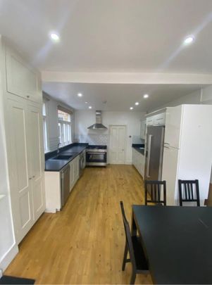 Room in a Shared House, Rusthall Avenue, W4 - Photo 1