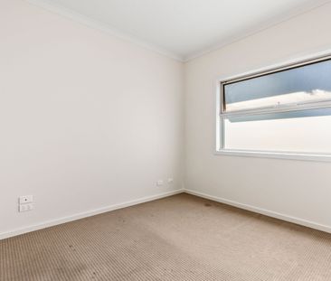 Modern 2-bedroom home! - Photo 2