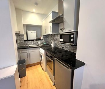 Ground Floor Right, 18 Ferryhill Terrace, AB11 6SQ, Aberdeen - Photo 2