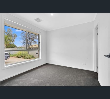 8/6 O'Connell Street, Salisbury Downs, SA 5108 - Photo 5