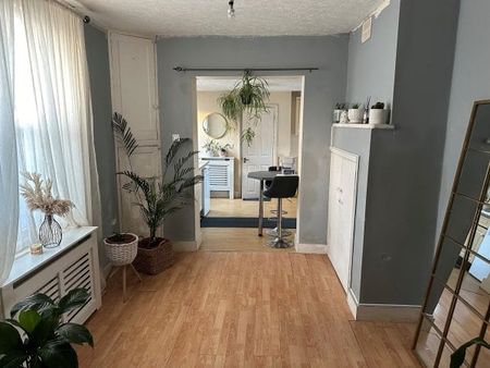 Cheriton Road, Folkestone, Property for rent - Photo 2