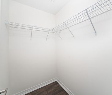 For Lease - 13 Bluebird Lane, Barrie, Ontario - Photo 2